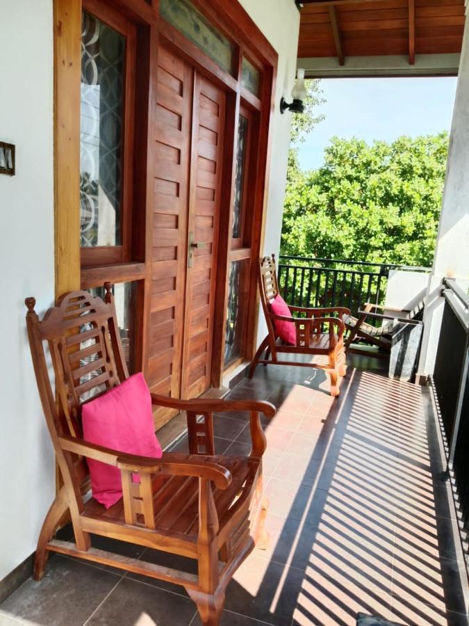 Home Stay Resort Нилавели Екстериор снимка