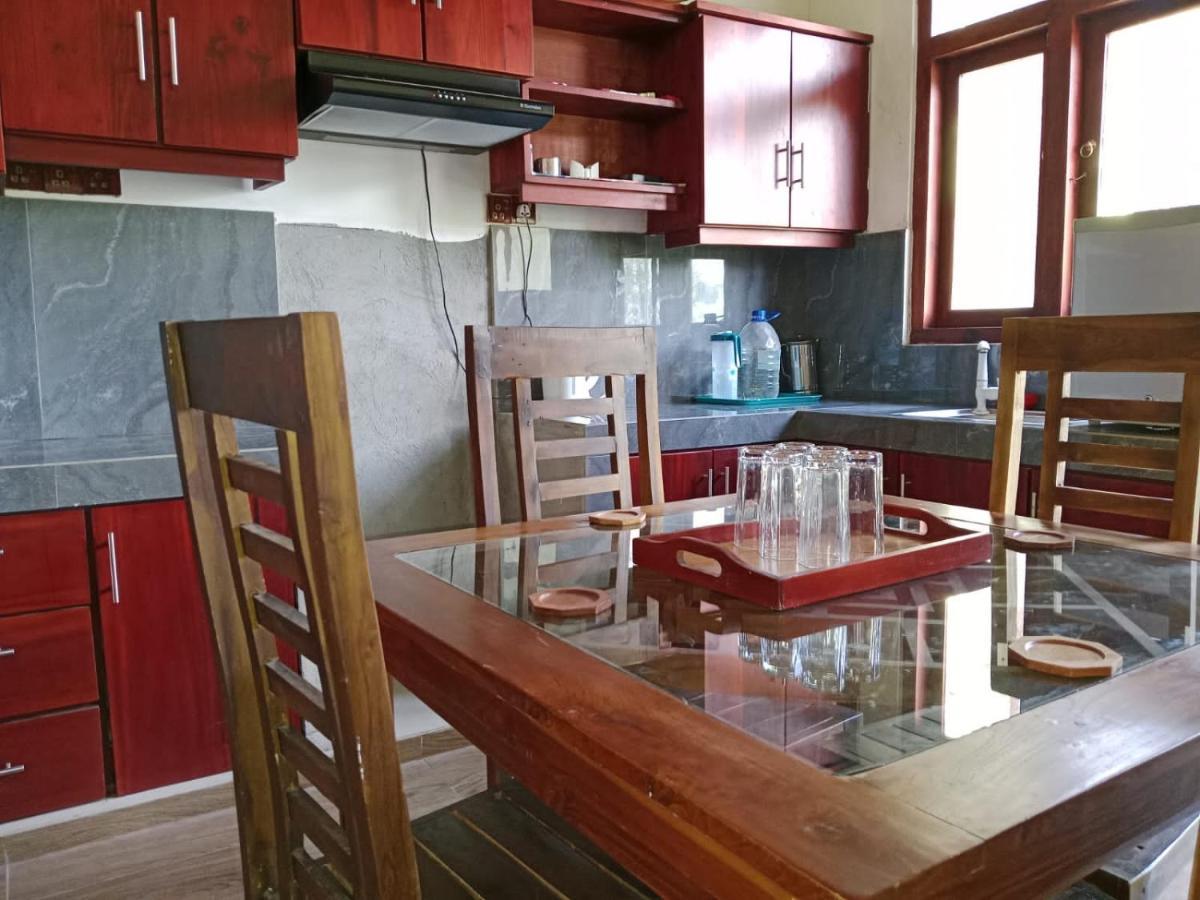 Home Stay Resort Нилавели Екстериор снимка