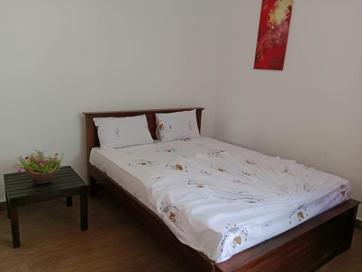 Home Stay Resort Нилавели Екстериор снимка
